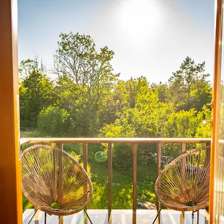 Muhusi Rooftop Getaway *