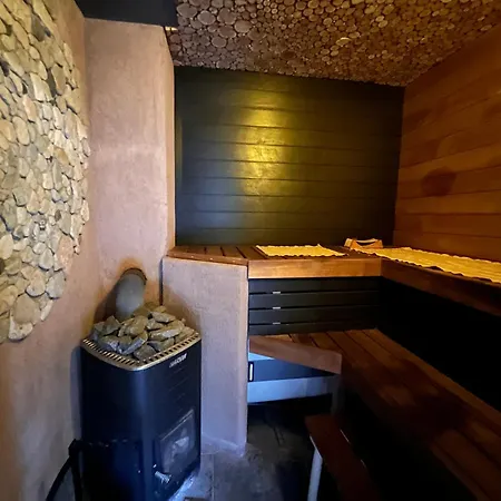 Apartment Muhusi Rooftop Getaway